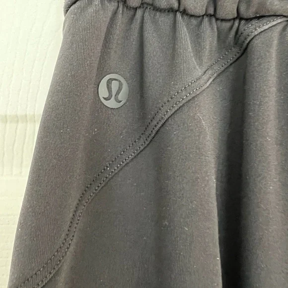 Lululemon Black Jogger Pants Drawstring Athletic Women’s Size 6 - Picture 6 of 7